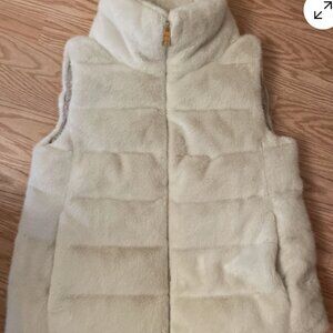 Herno Faux Fur Quilted Vest in Ivory NWT soft and warm